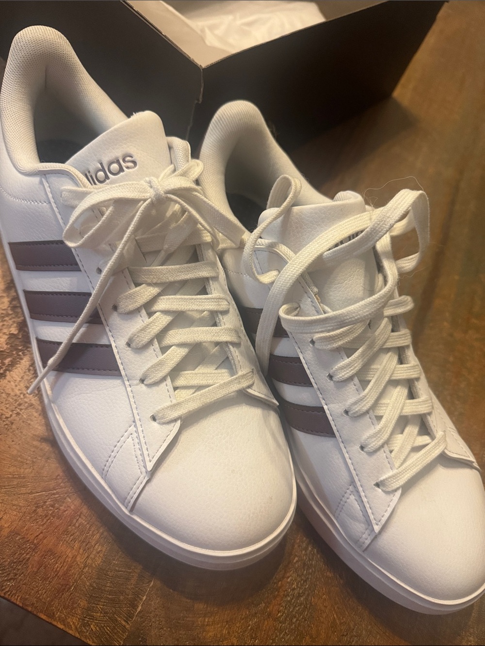 Adidas Grand Court 2.0 White Brown Sneakers Size 11 Worn Once Like New